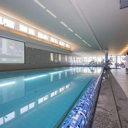 فندق Zenit Wellness Balaton