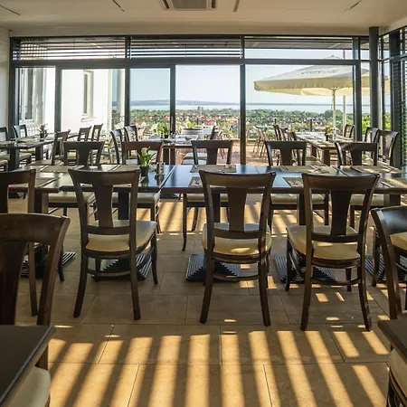 Hotel Zenit Wellness Balaton