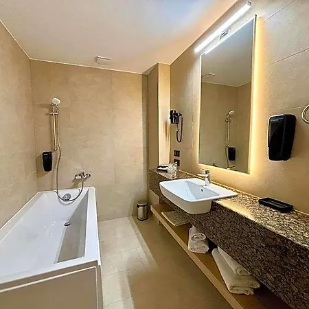 Zenit Wellness Balaton Hotel 4*