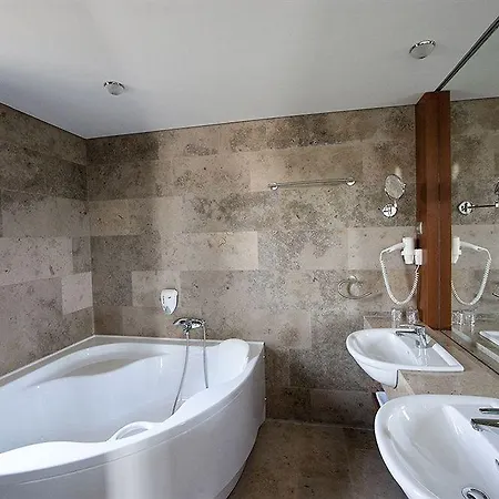 Zenit Wellness Balaton Szálloda