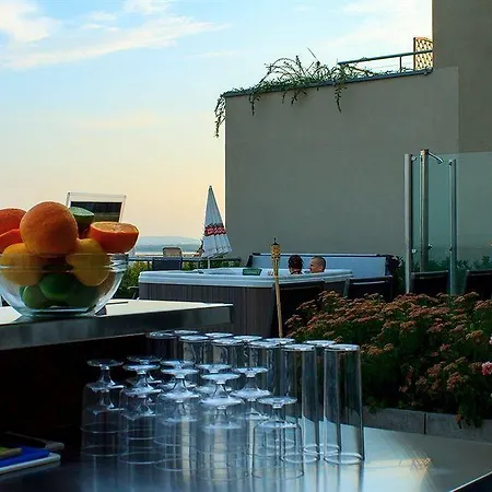 Zenit Wellness Balaton Szálloda Vonyarcvashegy