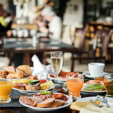 제닛 웰니스 발라톤 호텔