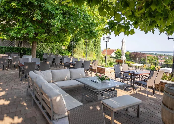 Zenit Wellness Balaton 4* Vonyarcvashegy